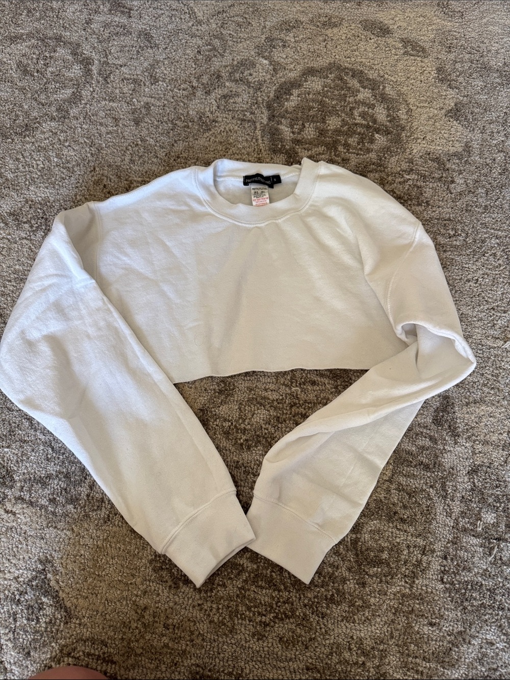 Pretty little thing White Cropped Crewneck Sweatshirt small